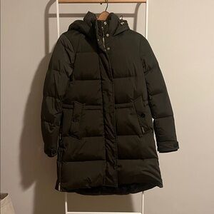 Woolrich Women's Dark Green Puffer Coat